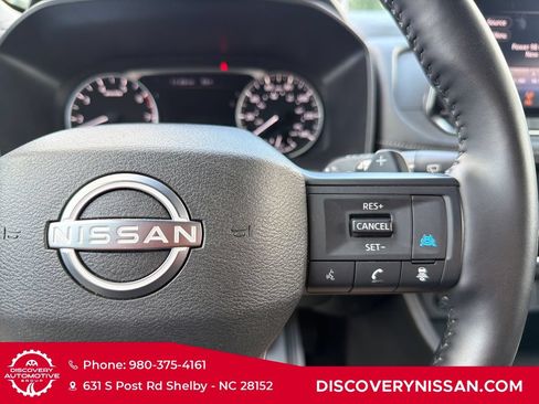 Certified 2025 Nissan Rogue SV FWD image 20