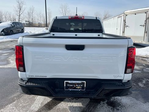 New 2025 Chevrolet Colorado W/T image 6