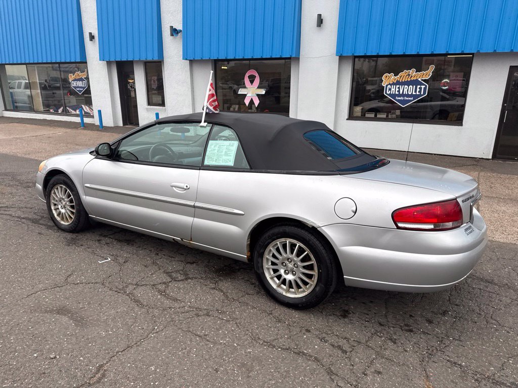 Used 2006 Chrysler Sebring Touring FWD image 16