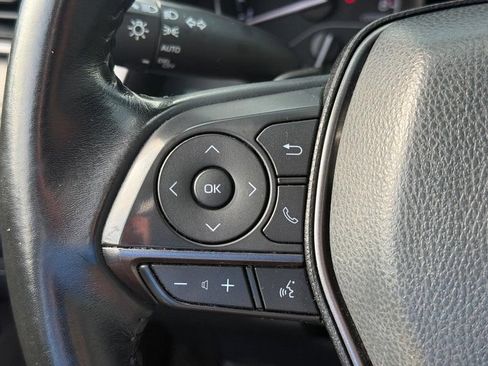 Used 2021 Toyota Camry SE FWD image 20