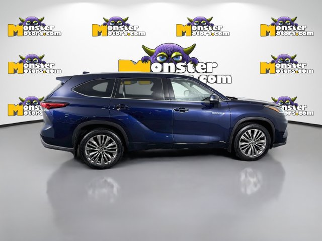 Used 2021 Toyota Highlander Platinum AWD/4WD image 4