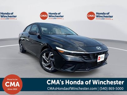 Used 2025 Hyundai Elantra Limited