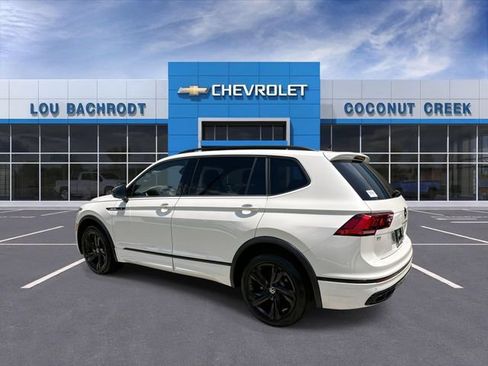 Used 2023 Volkswagen Tiguan SE R-Line FWD image 6