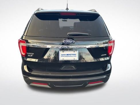 Used 2019 Ford Explorer XLT w/ Equipment Group 202A image 4