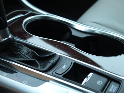 Used 2015 Acura TLX w/ Technology Package FWD image 19