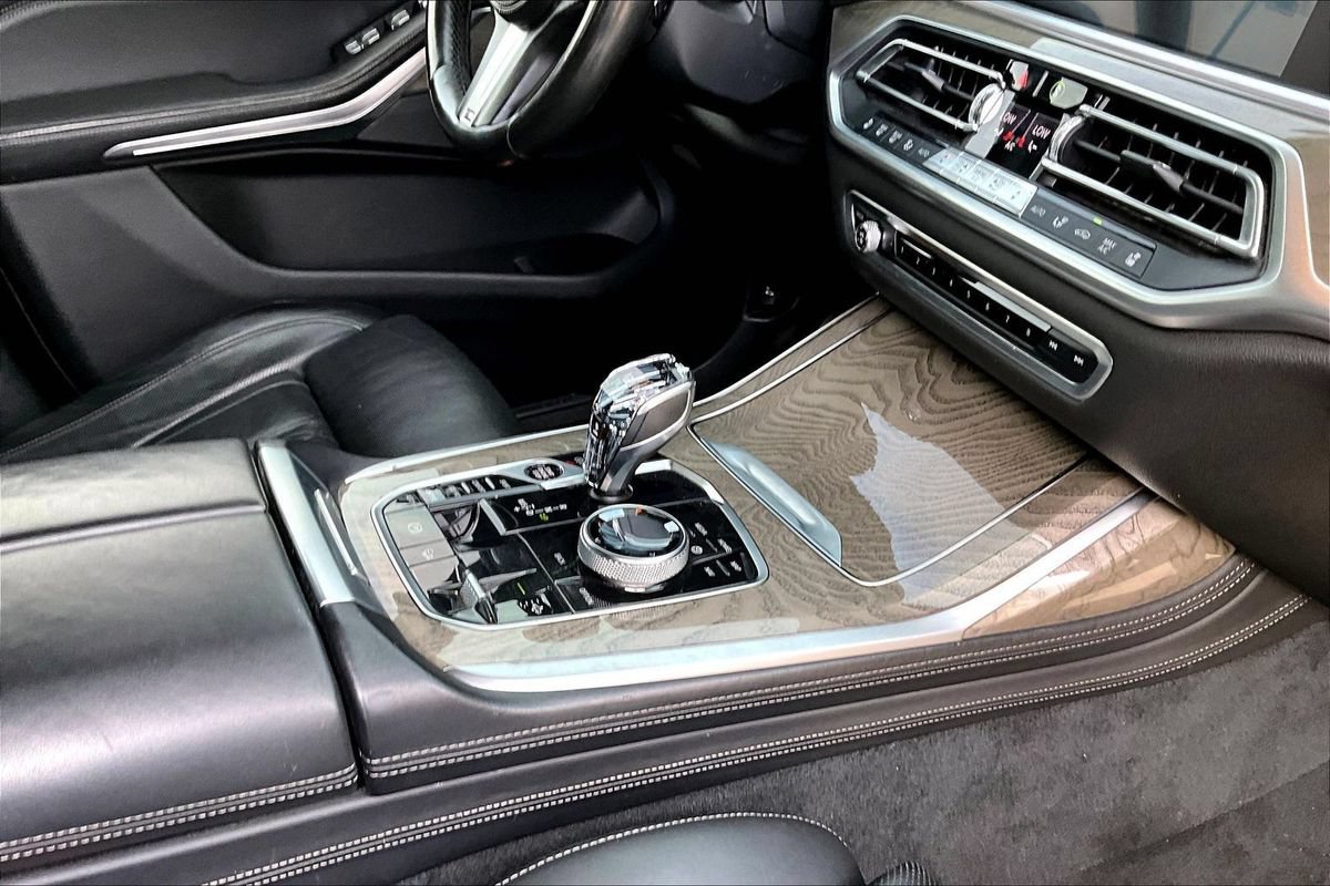 Used 2019 BMW X7 xDrive50i w/ M Sport Package AWD/4WD image 32