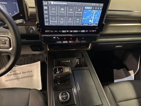 New 2025 GMC Hummer EV 2X w/ LPO, Cargo Utility Package image 18