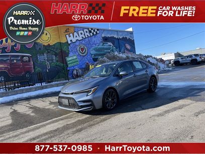Used 2023 Toyota Corolla SE w/ SE Premium Package