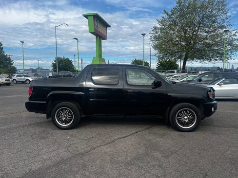 Used 2011 Honda Ridgeline RTS image 2