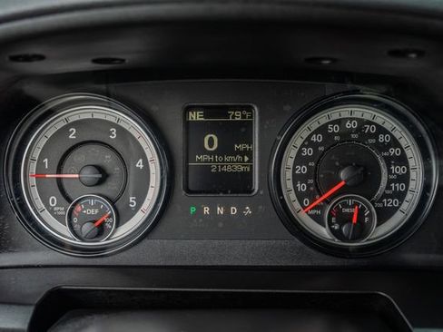 Used 2015 RAM 2500 Tradesman w/ Chrome Appearance Group image 25