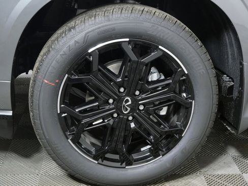 New 2026 INFINITI QX80 SPORT w/ Sport Exterior Package image 8