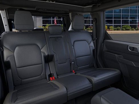 New 2025 Ford Bronco Outer Banks image 11