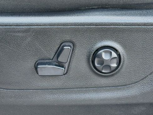 Used 2021 RAM 1500 Big Horn AWD/4WD image 23
