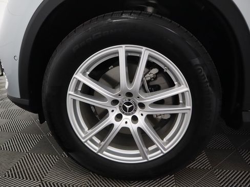Certified 2025 Mercedes-Benz GLC 300 image 30