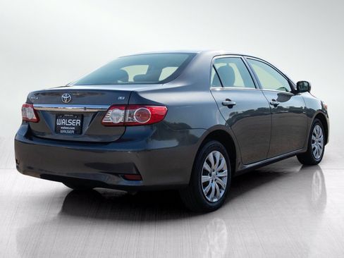 Used 2012 Toyota Corolla LE FWD image 5