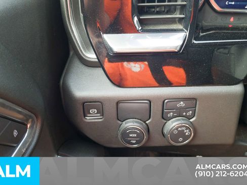 Used 2025 Chevrolet Silverado 1500 LT image 16