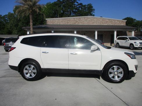 Used 2014 Chevrolet Traverse LT image 26