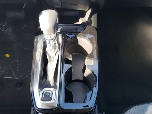 New 2026 Chevrolet Trax LT w/ Sunroof Package image 15