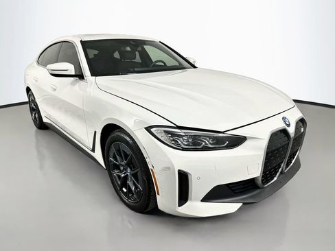 Certified 2024 BMW i4 eDrive35 w/ Premium Package RWD image 3