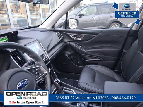Used 2023 Subaru Forester Touring image 17