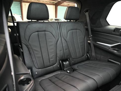 Used 2021 BMW X7 M50i w/ Cold Weather Package AWD/4WD image 50
