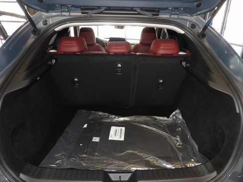 Certified 2024 MAZDA CX-30 AWD 2.5 S w/ Preferred Package image 19