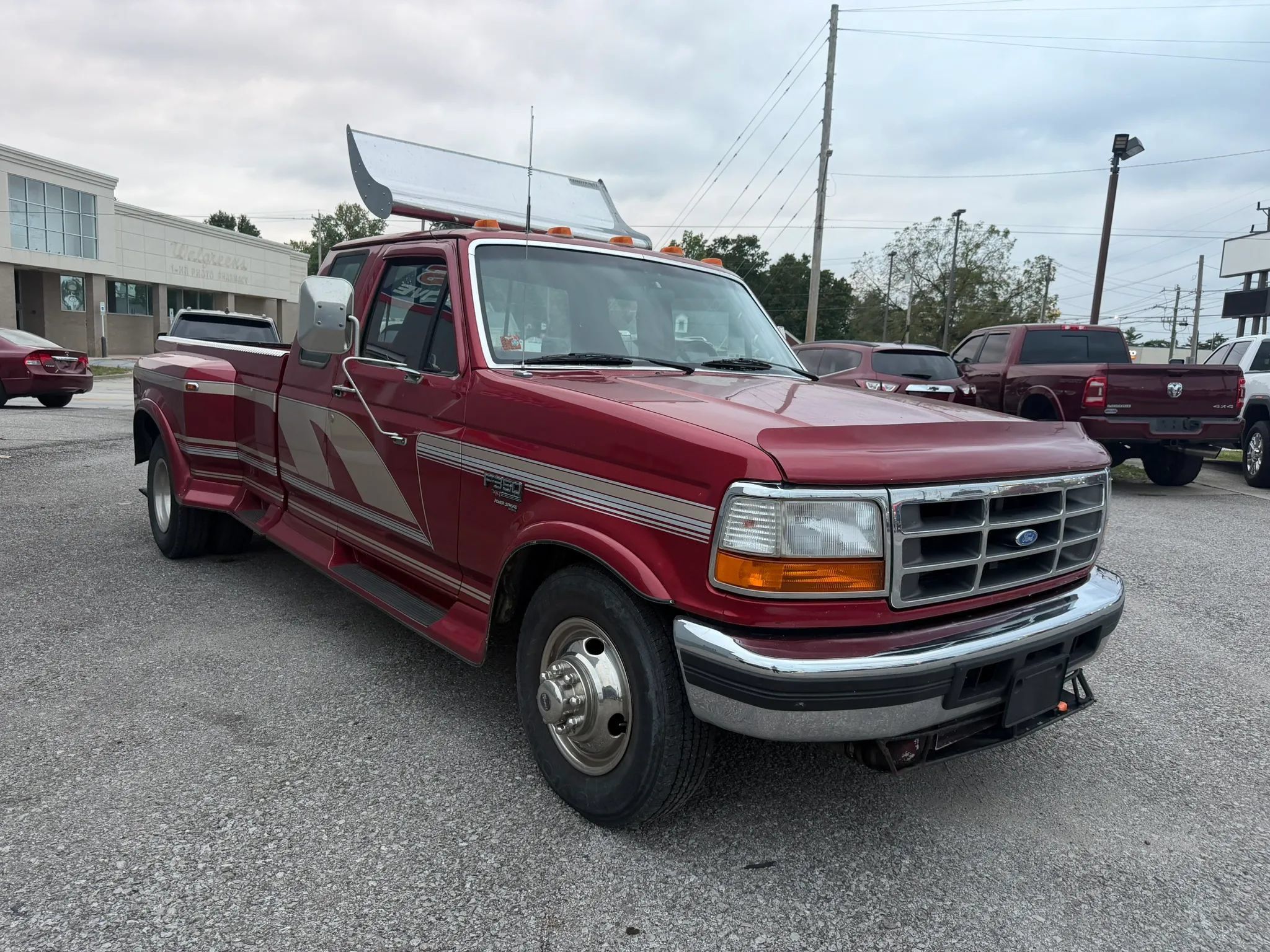 Used 1997 Ford F350 2WD SuperCab DRW image 6