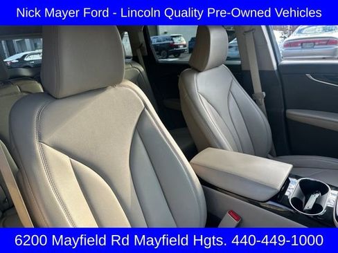 Used 2023 Lincoln Nautilus AWD w/ Premium Package image 12