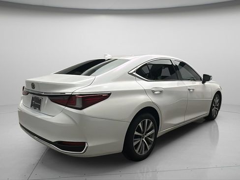 Used 2021 Lexus ES 250 w/ Premium Package AWD/4WD image 6