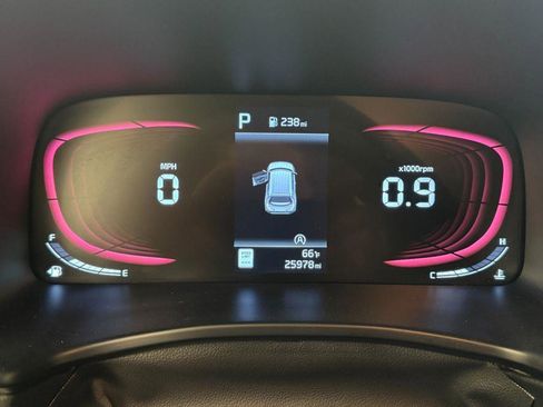 Used 2025 Kia Soul LX w/ LX Technology Package image 6