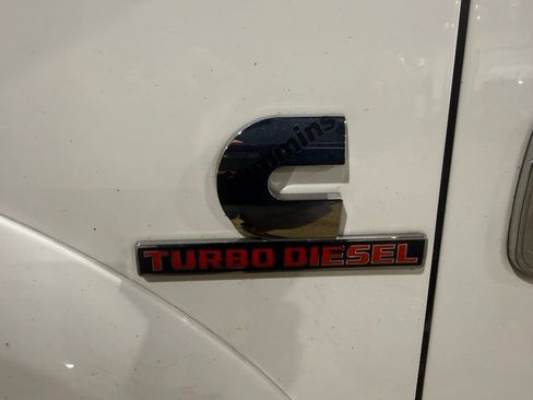 Used 2014 RAM 3500 Laramie Longhorn AWD/4WD image 32