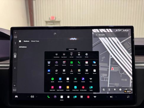 Used 2023 Tesla Model X image 41