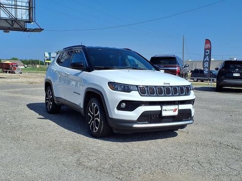 Used 2023 Jeep Compass Limited AWD/4WD image 24