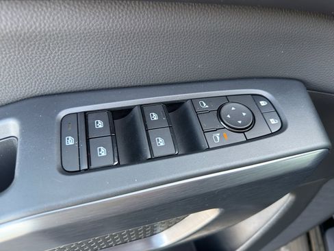 Certified 2025 Nissan Pathfinder Rock Creek image 12