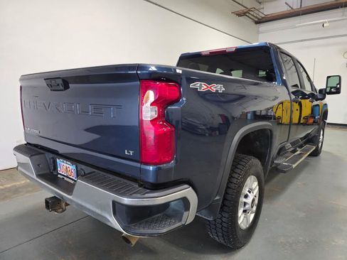 Used 2022 Chevrolet Silverado 2500 LT w/ Convenience Package AWD/4WD image 7