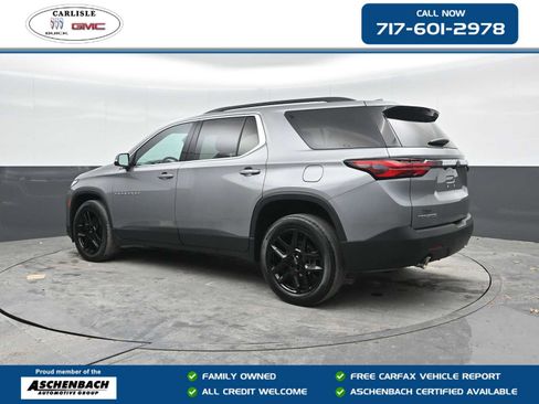 Used 2023 Chevrolet Traverse LT FWD image 1