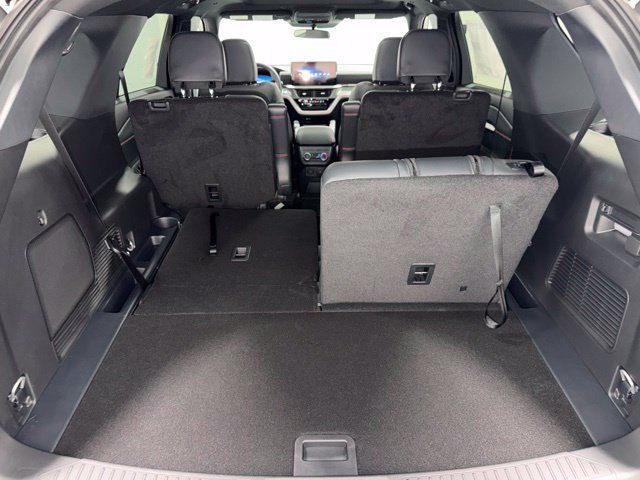 New 2026 Ford Explorer ST-Line AWD/4WD image 38