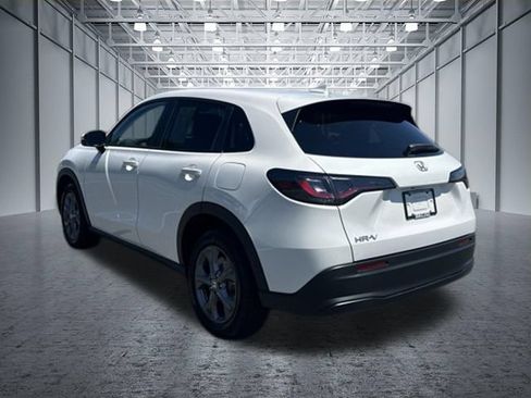Used 2026 Honda HR-V LX image 3