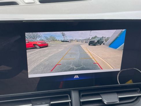 Used 2025 Chevrolet Trax RS w/ Driver Confidence Package image 11