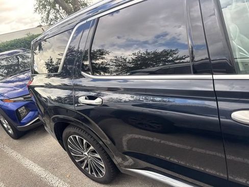 Used 2023 Hyundai Palisade Calligraphy FWD image 5