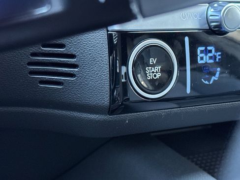 Used 2025 Hyundai Ioniq 6 SEL image 22