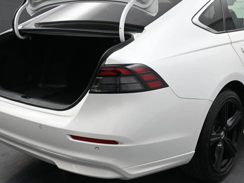 Used 2023 Honda Accord EX-L image 15