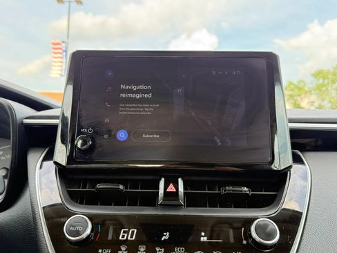 Used 2023 Toyota Corolla LE FWD image 29