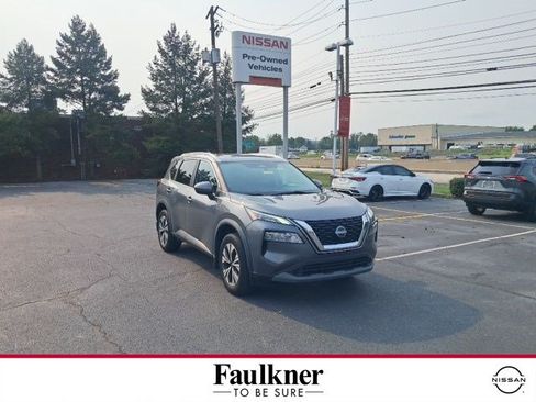 Used 2023 Nissan Rogue SV w/ SV Premium B Package AWD/4WD image 1