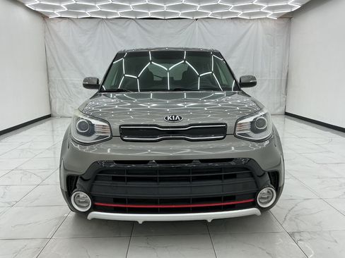 Used 2018 Kia Soul ! w/ Tech Package FWD image 5