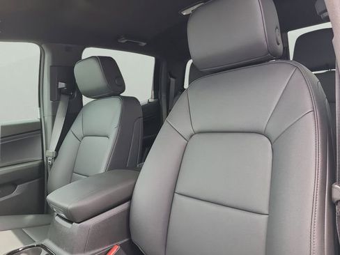 New 2026 Chevrolet Colorado W/T image 16