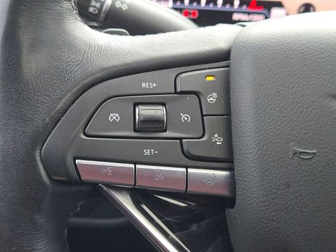 Used 2021 Cadillac Escalade Sport w/ Driver Assist Tech Package image 32