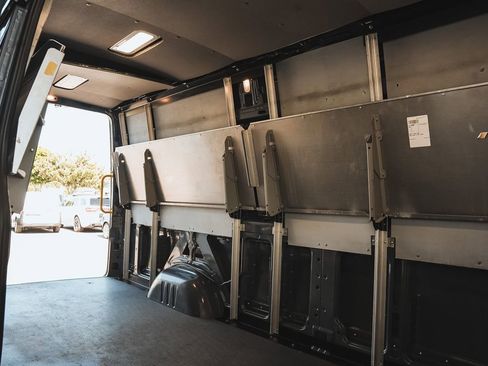 Used 2019 Mercedes-Benz Sprinter 170 image 14