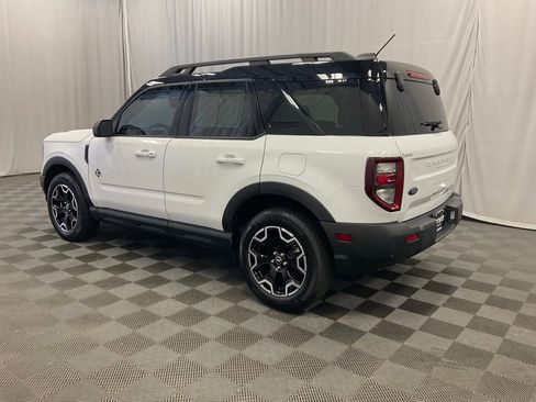Used 2025 Ford Bronco Sport Outer Banks AWD/4WD image 8
