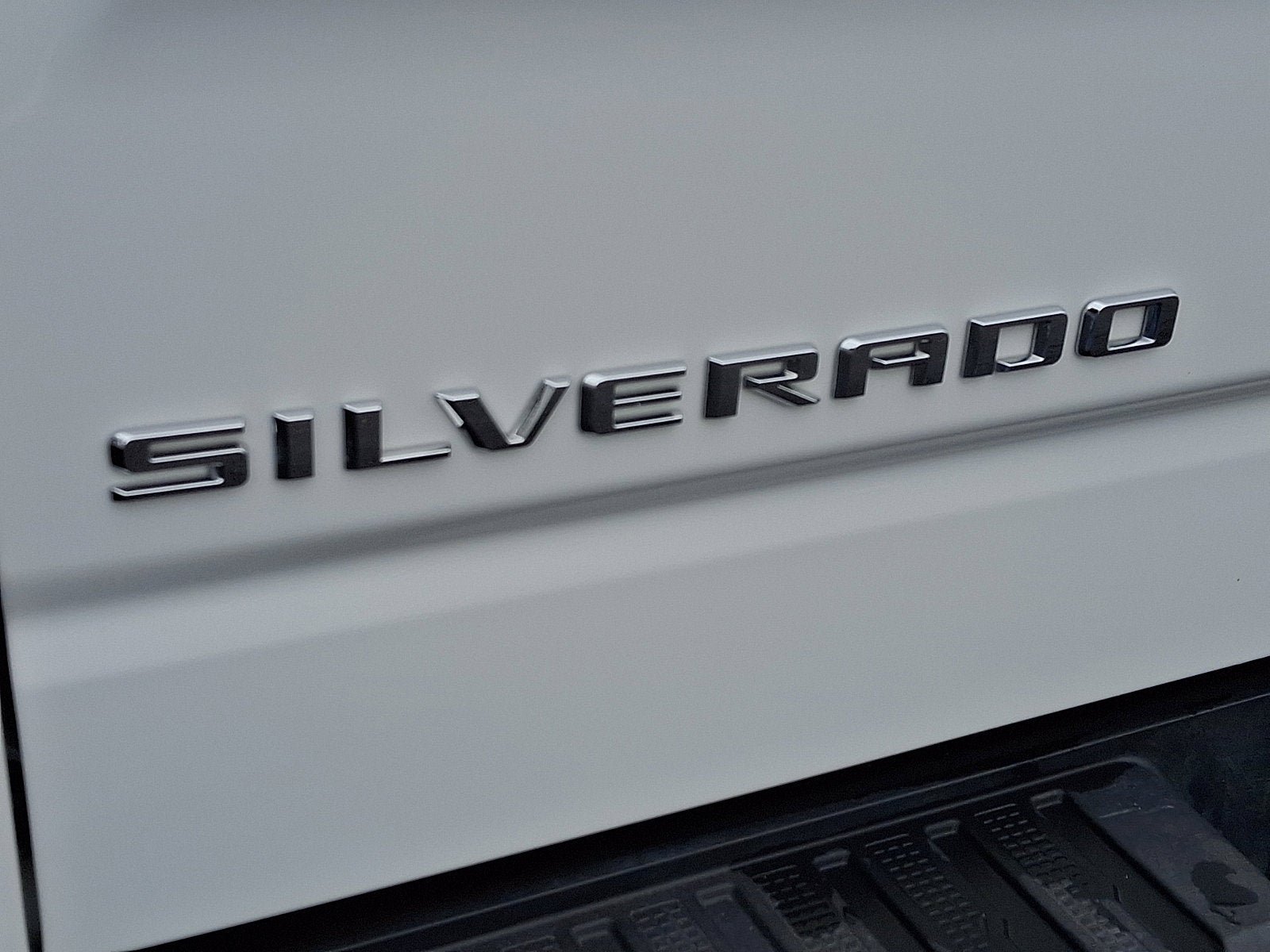 Used 2024 Chevrolet Silverado 1500 LT w/ Work Truck Package AWD/4WD image 27